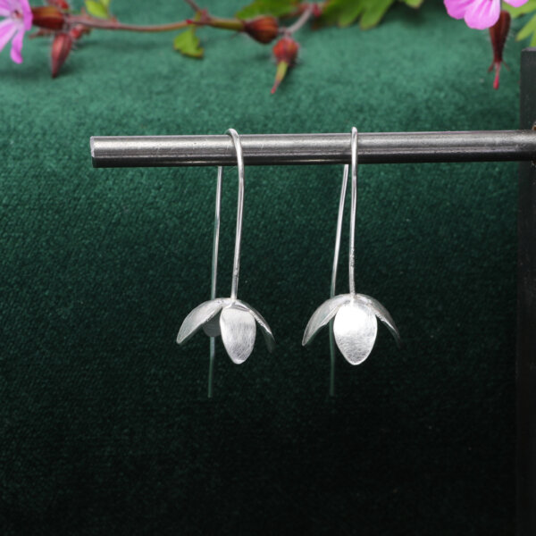 Drop wildflower earring