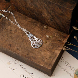 Fretwork silver spoon handle necklace