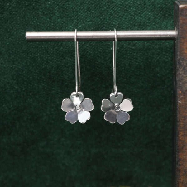 Primrose drop earrings